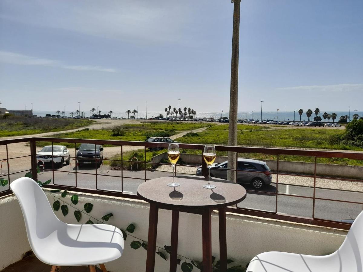 Carcavelos Surf Beach House Extérieur photo