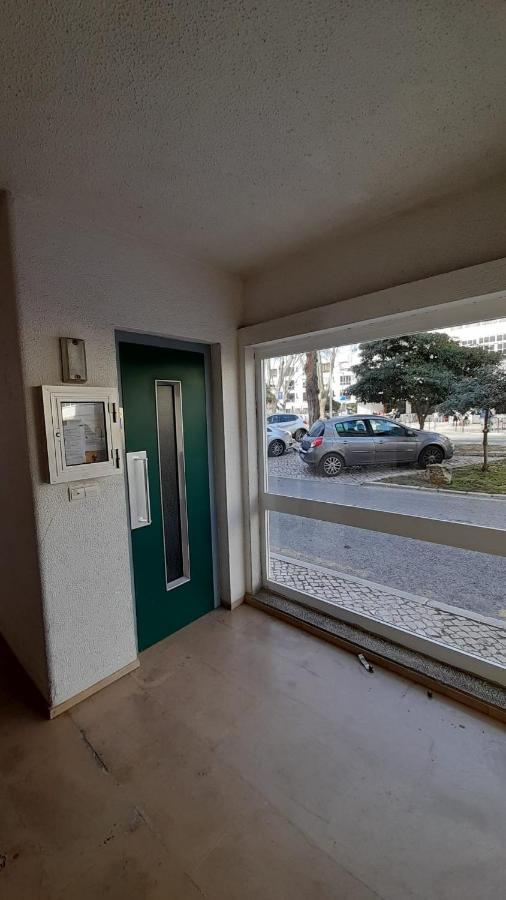 Carcavelos Surf Beach House Extérieur photo